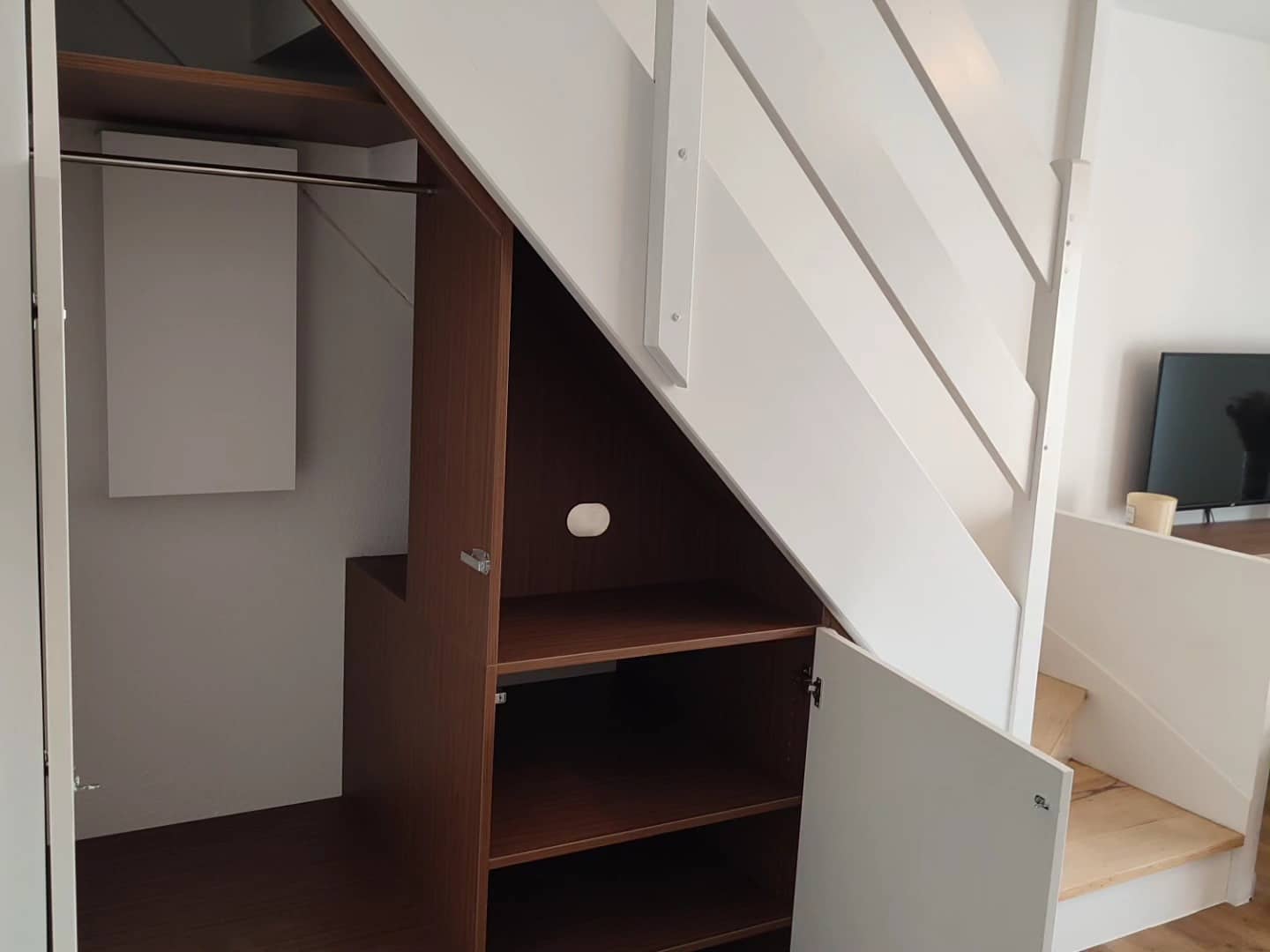 amenagement rangement sous escalier sur mesure menuisier nantes amenagement rangement sous escalier sur mesure menuisier nantes